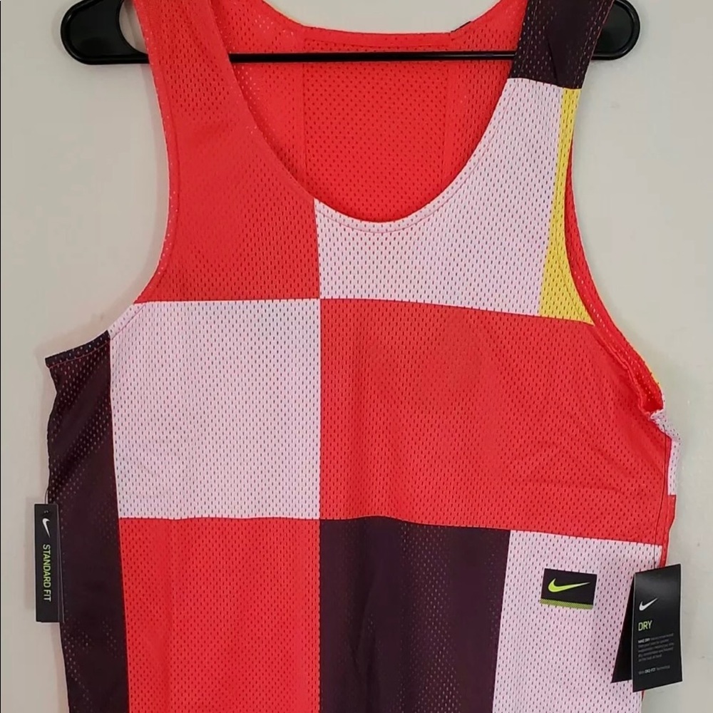 Nike running yoga tank top .. reversible